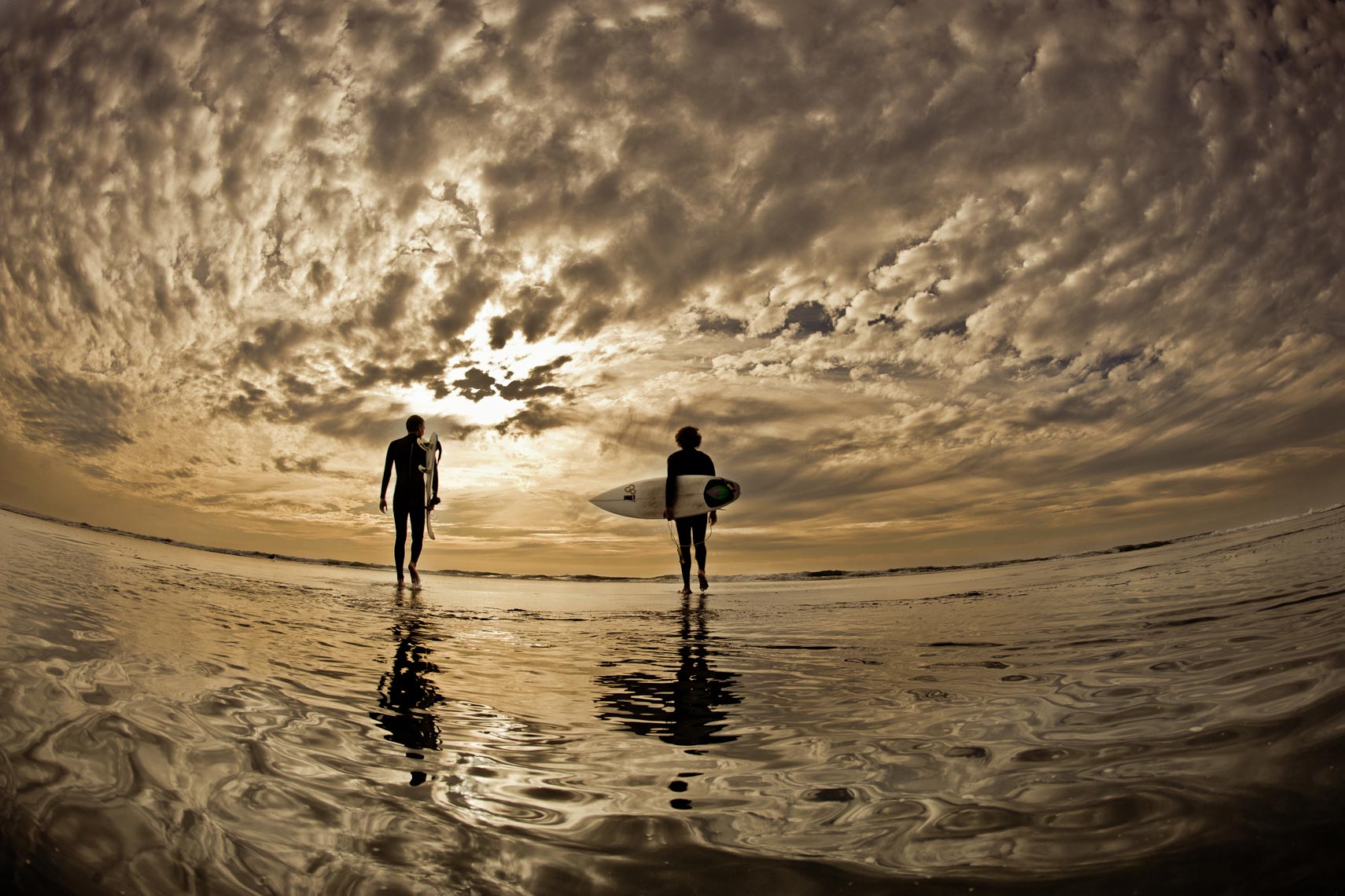 surfing01.jpg